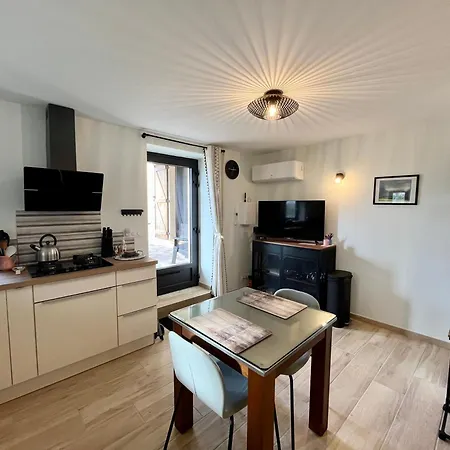 La Bergerie - Paisible Vue Et Montagne Apartament *